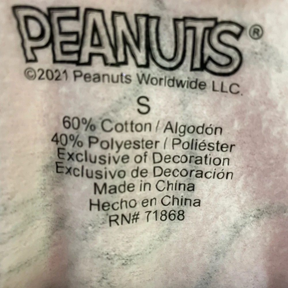 Snoopy All over Print crew neck. - Picture 3 of 3